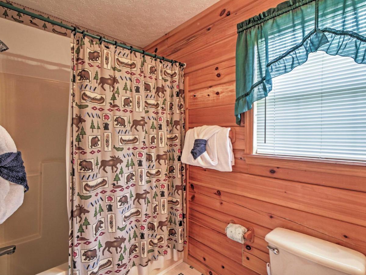 Idyllic Cabin With Hot Tub Less Than 2 Mi To Dollywood! Sevierville Εξωτερικό φωτογραφία